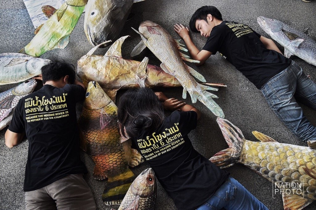 ชาวบ้าน 8 จ.ริมน้ำโขง  แสดงออกเชิงสัญลักษณ์ไม่เห็นด้วยกรณียกฟ้องคดีเขื่อน"ไซยะบุรี"
