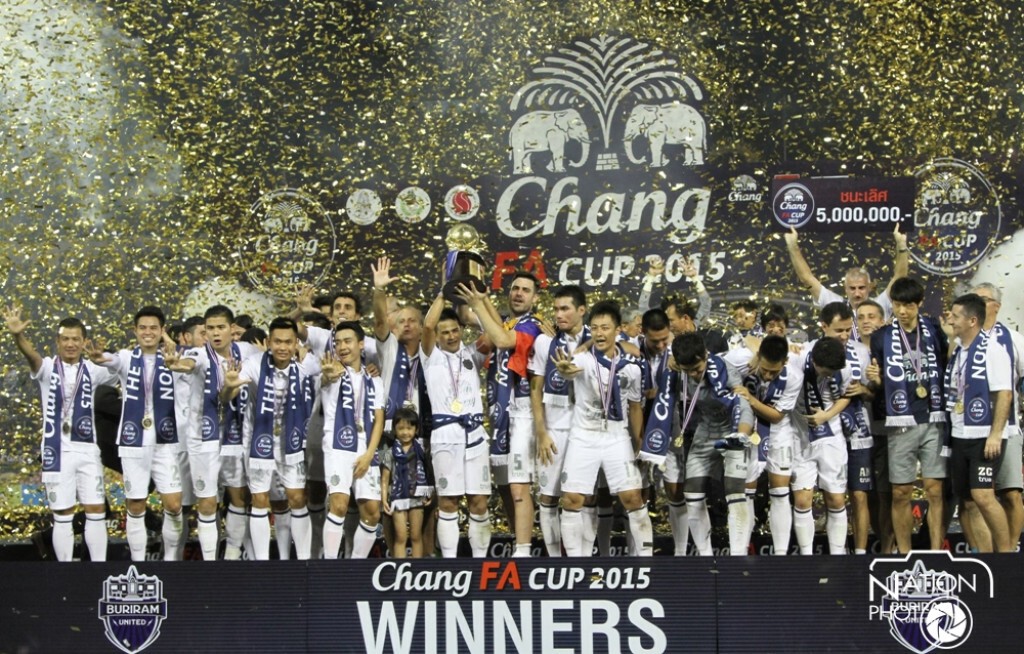 5 แชมป์ในปีนี้ บุรีรัมย์ ชนะ เมืองทอง 3-1 คว้าแชมป์เอฟเอคัพ