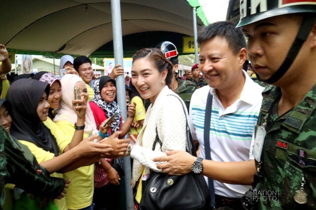 "แพนเค้ก"  ไปปัตตานี ร่วมงาน"รวมพลังญาลันนันบารู เทิดไท้องค์ราชันย์"