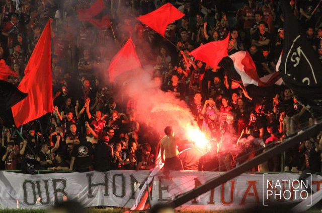 ภาพชุด บุรีรัมย์  ชนะ เมืองทอง 3-1  คว้าแชมป์เอฟเอคัพ