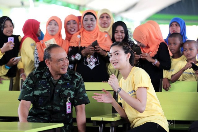 "แพนเค้ก"  ไปปัตตานี ร่วมงาน"รวมพลังญาลันนันบารู เทิดไท้องค์ราชันย์"