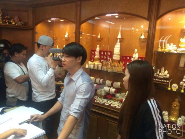 บุกตรวจร้านค้างาช้างกลางกรุง
