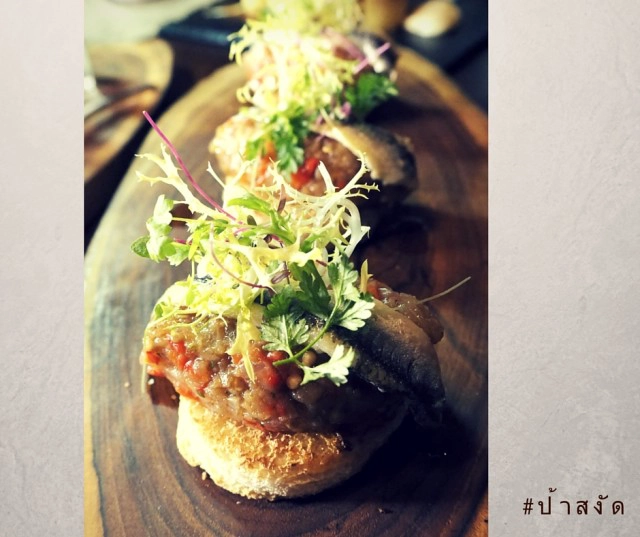 UNO MAS ร้านอาหารสเปน โรงแรมเซ็นทาราแกรนด์@Central World