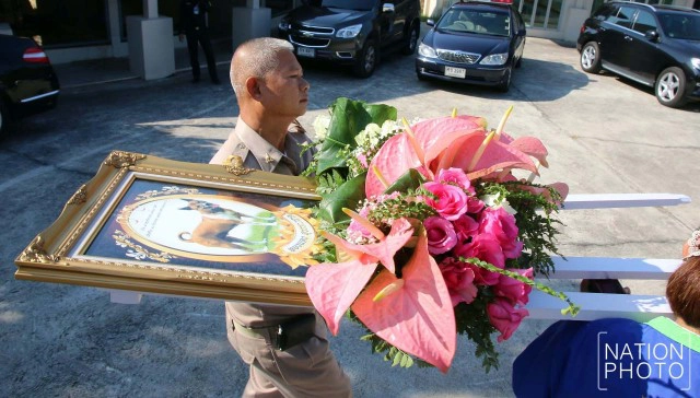 ภาพชุด พิธีบรรจุกระดูกสุนัขหลวงคุณทองแดง ที่ศูนย์รักษ์สุนัขหัวหิน