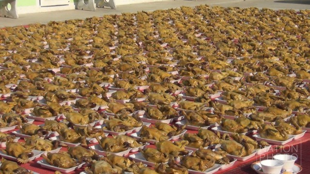 ฮือฮา! ชาวไร่สับปะรดแก้บนไก่ต้ม1,000 ตัว ไหว้เสร็จแจก ร.ร.เป็นอาหารกลางวันเด็ก