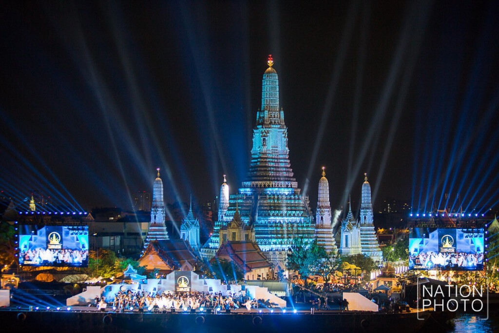 ภาพชุด การแสดง ชุด มหากาพย์นิทานแผ่นดิน หน้าพระปรางค์วัดอรุณ ภาพชุด การแสดง ชุด มหากาพย์นิทานแผ่นดิน หน้าพระปรางค์วัดอรุณ