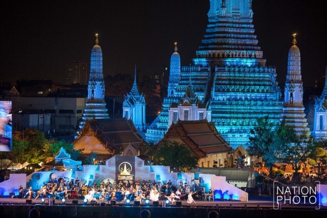 ภาพชุด การแสดง ชุด มหากาพย์นิทานแผ่นดิน หน้าพระปรางค์วัดอรุณ