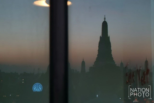 ภาพชุด แสงอัสดงสุดท้ายแห่งปี 2558