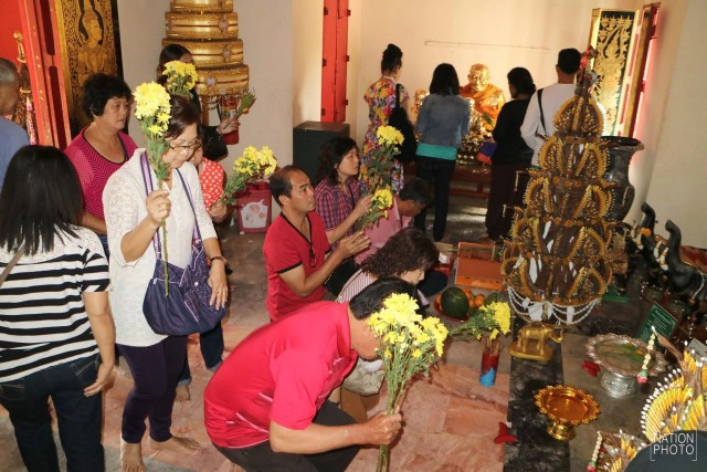 ชาว 3 จว.ชายแดนใต้ ร่วมกราบไหว้ หลวงปู่ทวด วัดช้างไห้