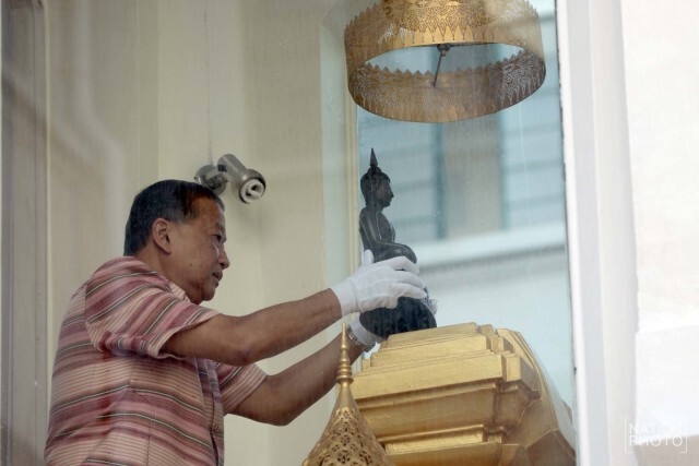 อัญเชิญพระพุทธนวราชบพิตรไปประดิษฐาน ณ มณฑลท้องสนามหลวง เนื่องในวันขึ้นปีใหม่
