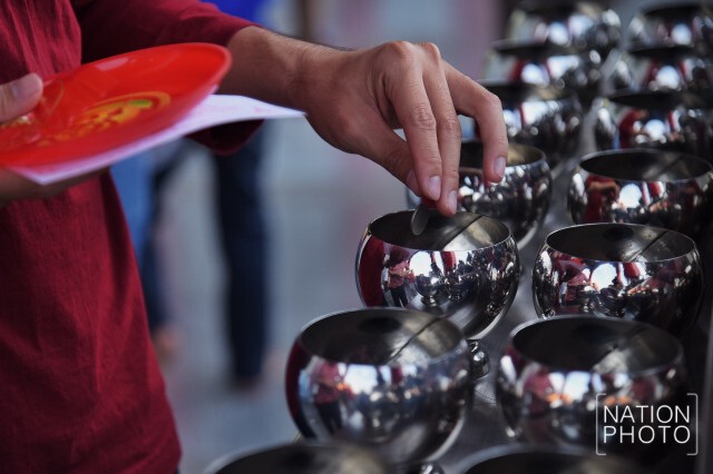 พลังแห่งศรัทธา! "องค์ไท้ส่วยเอี๊ย" ล้นวัดเล่งเน่ยยี่ 2