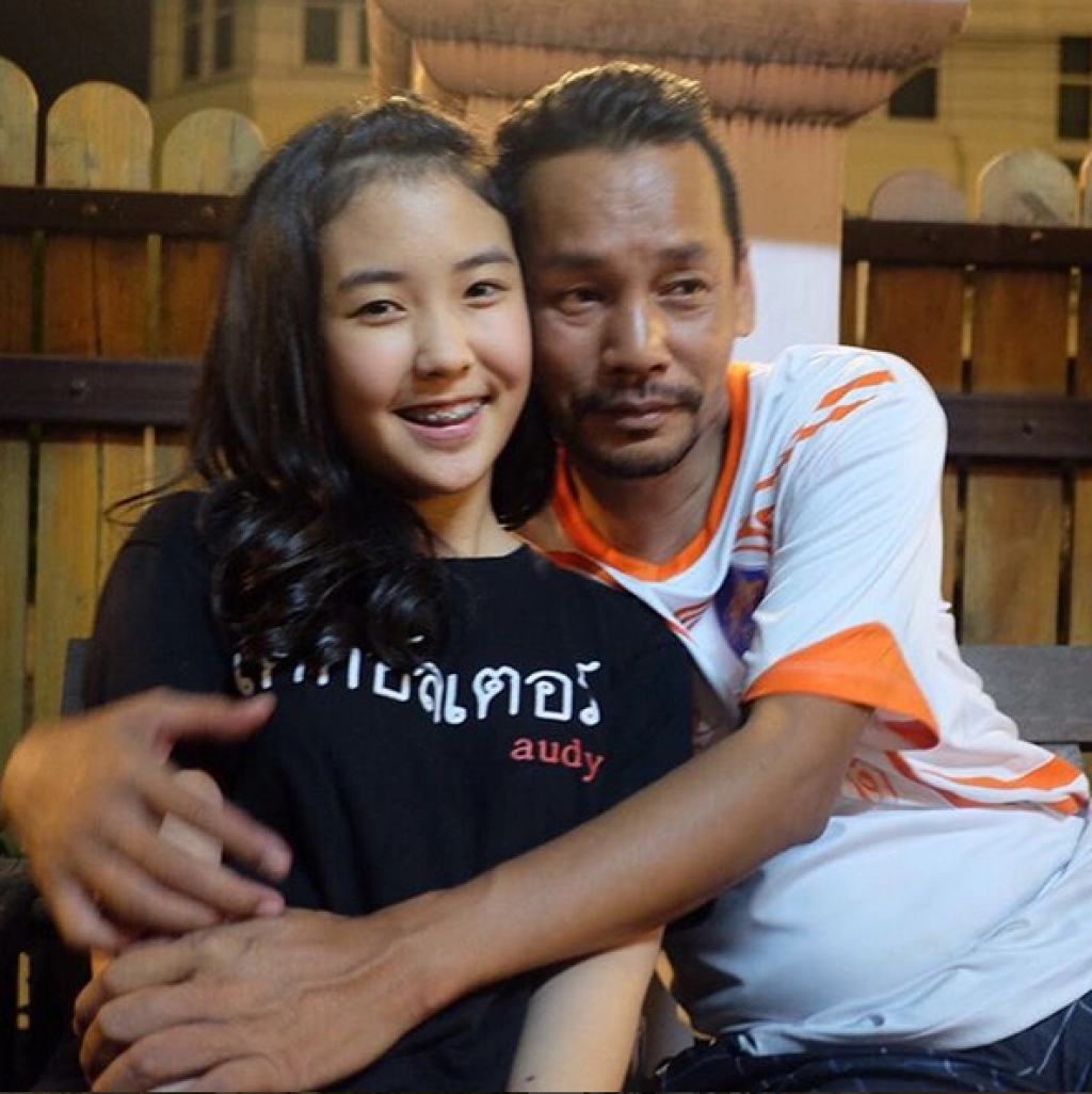 ส่อง IG ชมความน่ารัก "น้องพลอย" ลูกสาวสุดหวง "เท่ง เถิดเทิง" ส่อง IG ชมความน่ารัก "น้องพลอย" ลูกสาวสุดหวง "เท่ง เถิดเทิง"