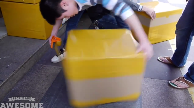 เชี่ยวชาญจนต้องดู! 18  อาชีพ เร็วจนคนต่างอาชีพต้องทึ่ง