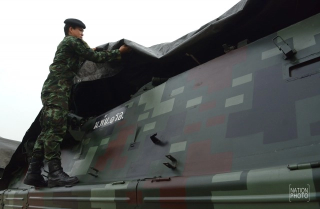 มาแล้ว! กองทัพบกขน "ยุทโธปกรณ์" ครบครัน เตรียมงานวันเด็ก59