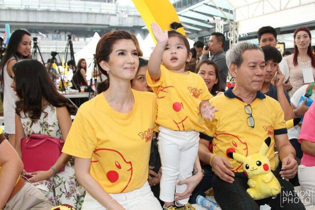 ภาพชุด "โบว์"พา"น้องมะลิ" ร่วมเปิดงาน Pokemo Day Pikachu Dance Party 2516