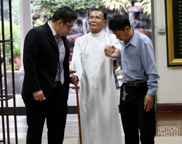 "ดาว์พงษ์"นัดคุยสภา"เอแบค"หาข้อยุติ! ปมขัดแย้ง
