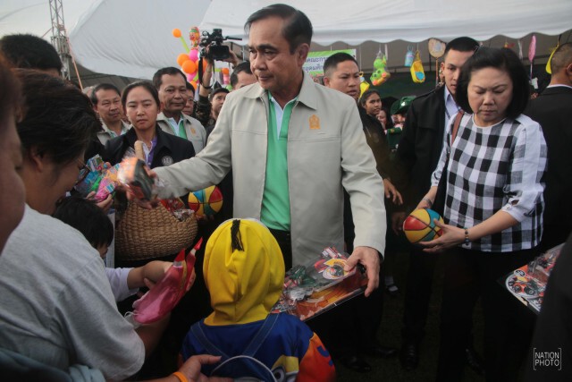 คึกคัก! “นายกฯ” เปิดงานวันเด็กที่สนามเสือป่า ขอเยาวชนช่วยพัฒนาประเทศ เรียนรู้ภาษาอังกฤษ