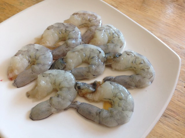 Cooking is Fun : เห็ดออรินจิกับกุ้งผัดพริกไทยดำ