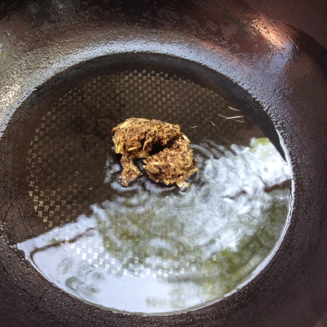 Cooking is Fun : เห็ดออรินจิกับกุ้งผัดพริกไทยดำ