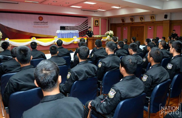 ภาพชุด จนท.ราชทัณฑ์จำนวน 350 คน เข้าตรวจค้นเรือนจำ
