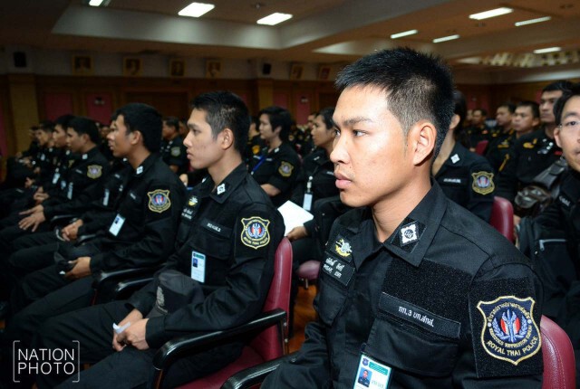 ภาพชุด จนท.ราชทัณฑ์จำนวน 350 คน เข้าตรวจค้นเรือนจำ