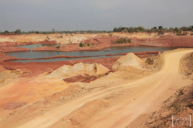 ใช้บ่อดินยักษ์ทำแก้มลิงแก้ภัยแล้ง