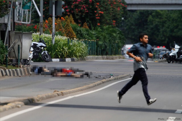 ภาพชุดเหตุระเบิดย่านศูนย์การค้า กลางกรุงจาการ์ตา