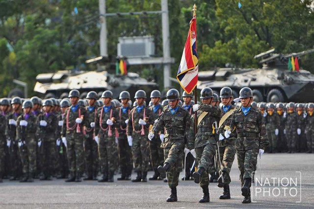 ภาพชุด พิธีกระทำสัตย์ปฏิญาณตนต่อธงชัยเฉลิมพลของหน่วยทหารจำนวน 20 กองพัน