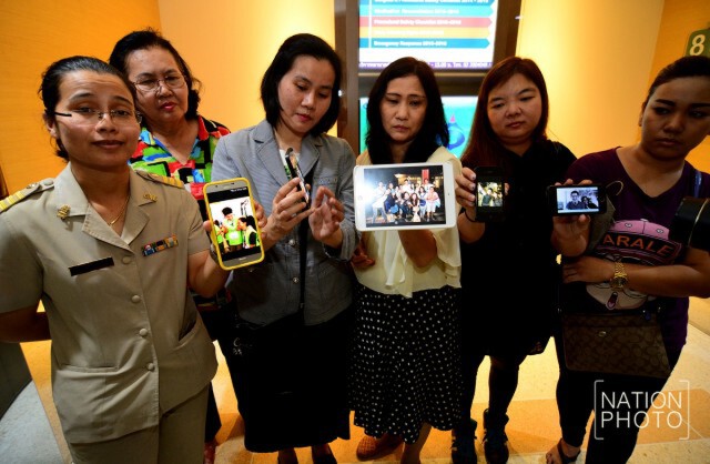 รูปคู่ชิ้นสุดท้าย! บรรดาแฟนคลับโชว์ภาพถ่ายร่วมกับ ปอ ทฤษฎี