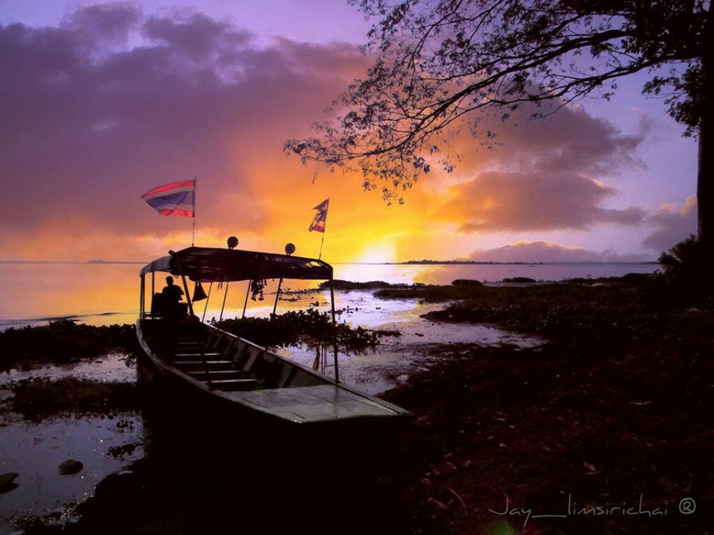 PicJourney : กาลครั้งหนึ่ง ให้คิดถึงพอสังเขป ณ หนองหาน จ.สกลนคร