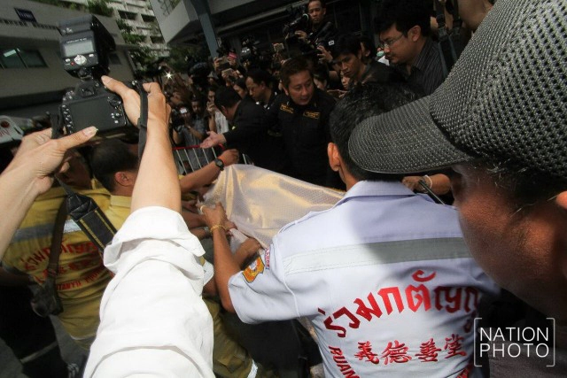 ภาพชุด สุดอาลัย เคลื่อนศพ "ปอ ทฤษฎี" กลับบุรีรัมย์