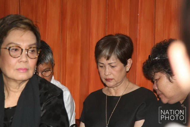 ภาพชุด สุดอาลัย เคลื่อนศพ "ปอ ทฤษฎี" กลับบุรีรัมย์