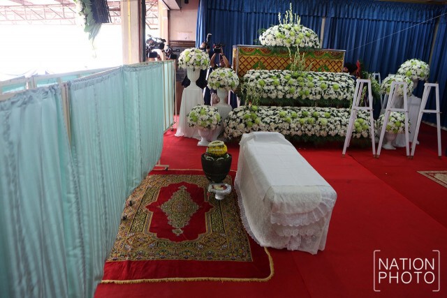 วัดกลางพระอารามหลวงเตรียมรับศพ ปอ ทฤษฎี