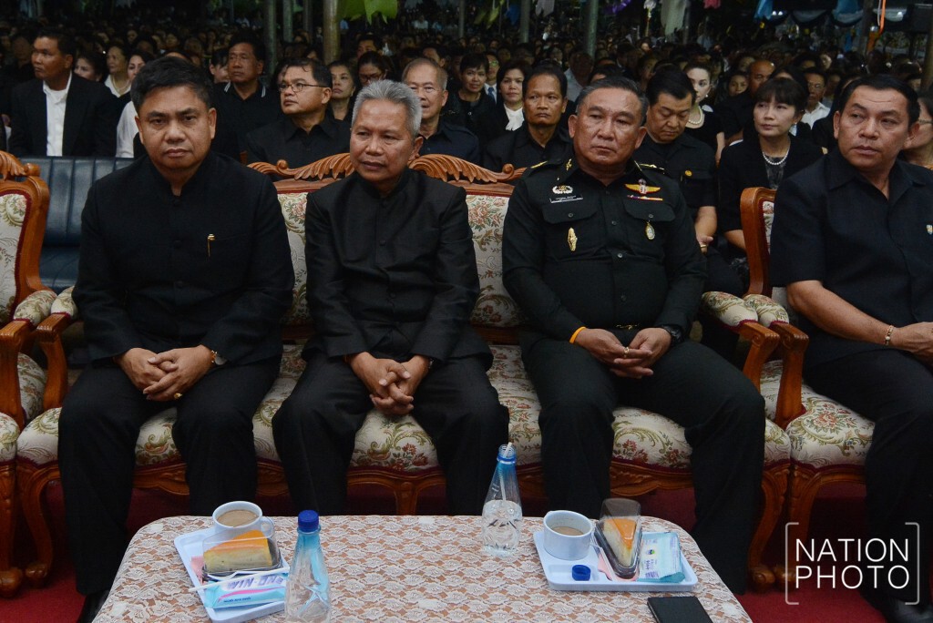 ประชาชนร่วมสวดอภิธรรม “ปอ ทฤษฎี” ในคืนที่ 3 กว่า 3,000 คน ประชาชนร่วมสวดอภิธรรม “ปอ ทฤษฎี” ในคืนที่ 3 กว่า 3,000 คน