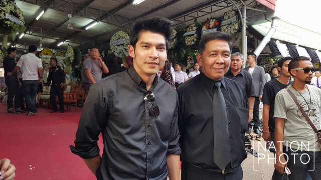 เหล่าศิลปินดารา ร่วมสวดอภิธรรมศพ"ปอ ทฤษฎี" ในคืนที่3