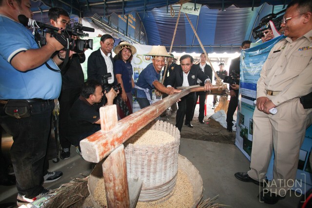 "นายกฯ" ลงพื้นที่ตรวจภัยแล้ง นครสวรรค์-ชัยนาท