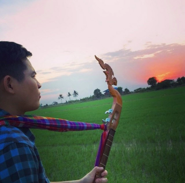 ประมวลความคิดสะท้อนการใช้ชีวิตของ‘ปอ ทฤษฎี’