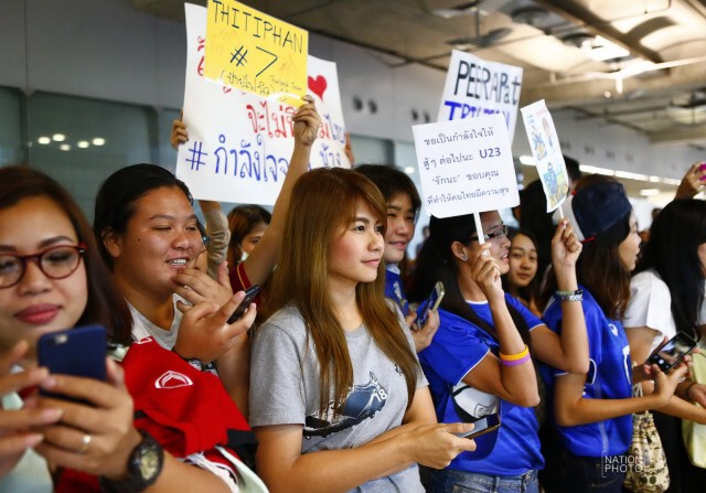 จัดเต็ม! ภาพชุด รับฮีโร่ช้างศึก ยู-23 กลับไทย