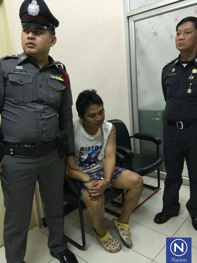 ตำรวจจราจรเผย! นาทีโดนเก๋งขวางถนน "ไล่ชก"