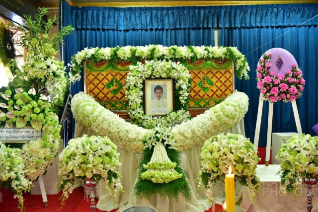 ภาพชุด อ้อมกอดแม่ยังอบอุ่น