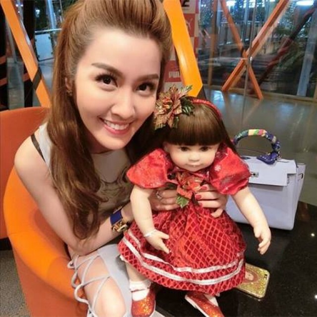 เหล่าคนดัง!กับกระแส"ลูกเทพ" ฟีเวอร์