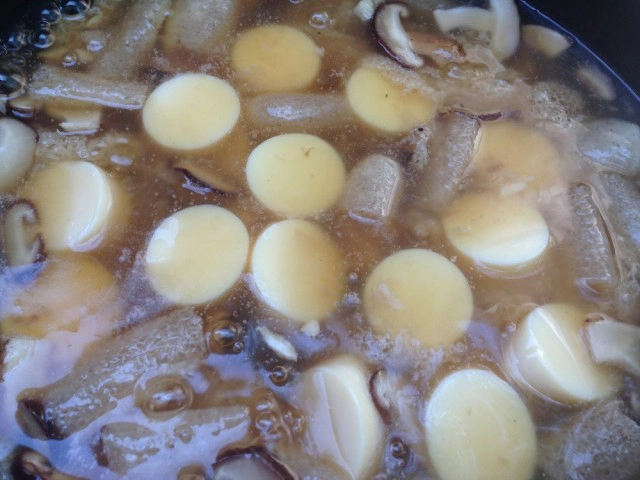 Cooking is Fun : เต้าหู้ไข่เยื่อไผ่น้ำแดง