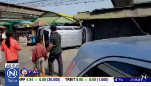 เขมรนับร้อยรุมสกรัม "DSI"  หลังบุกจับลิขสิทธิ์ในตลาดโรงเกลือ