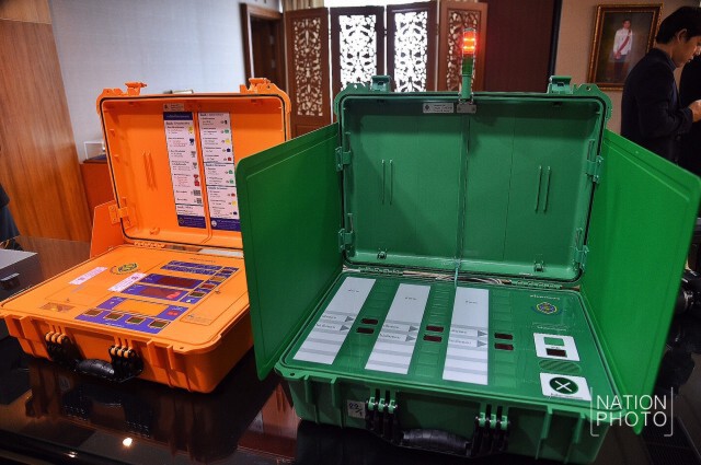 เครื่องลงคะแนนเสียงเลือกตั้งอิเล็กทรอนิกส์ แม่นยำ - ประหยัดเวลา