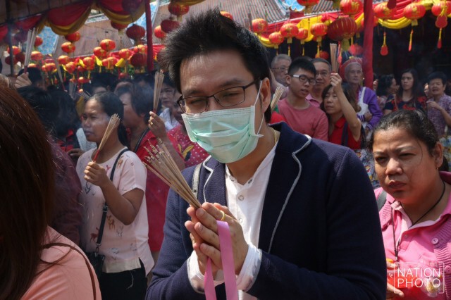 ภาพชุด ปชช.แห่สักการะสิ่งศักดิ์สิทธิ์"วัดเล่งเน่ยยี่"ในวันตรุษจีน