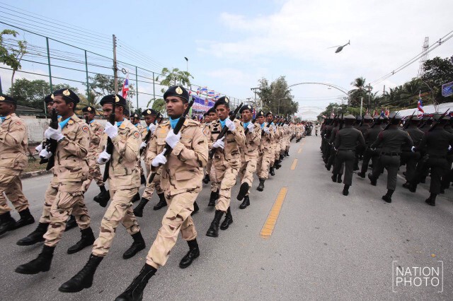 ทหาร - ตำรวจ 900 นาย ร่วมปฏิญาณตน วันคล้ายวันสถาปนากองอาสารักษาดินแดน