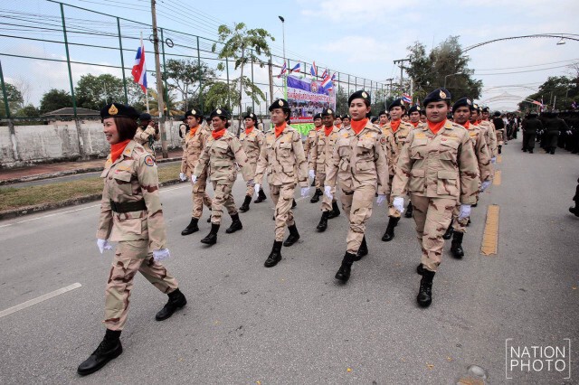 ทหาร - ตำรวจ 900 นาย ร่วมปฏิญาณตน วันคล้ายวันสถาปนากองอาสารักษาดินแดน
