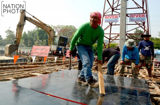 ภาพชุด พิธีตอกเสาเข็ม โครงการสร้างเขื่อน ค.ส.ล.