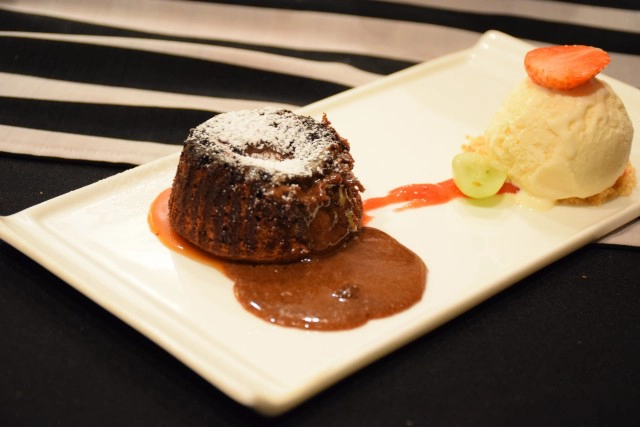 อร่อยปักหมุด : Fondue & Steak house ฟองดูสไตล์ สวิส-ฝรั่งเศส ต้นตำรับกว่า 30 ปี