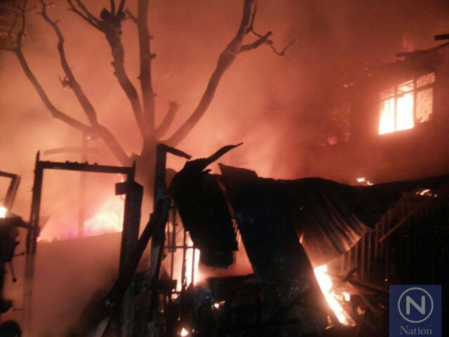เพลิงพิโรธวอด 3 หลัง ย่านพระโขนง โชคดีไร้ผู้บาเจ็บและเสียชีวิต